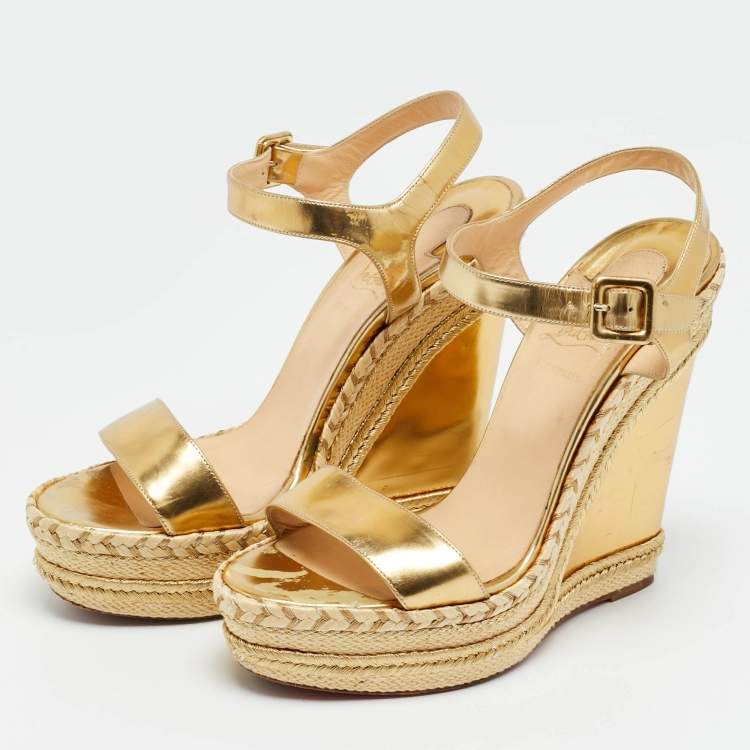 Pre Owned Christian Louboutin Gold Leather Wedge Sandals Size 39