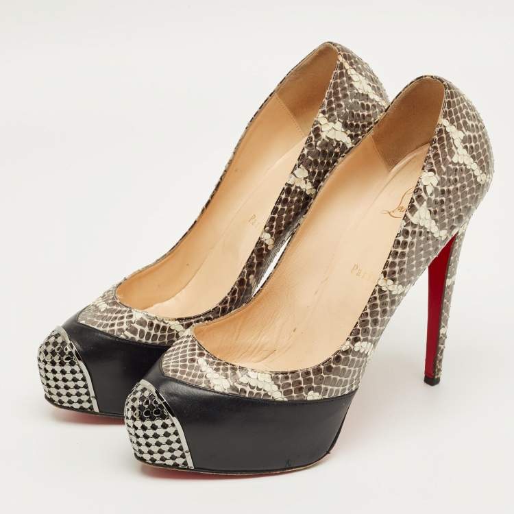 Pre Owned Christian Louboutin Black/Grey Snakeskin Leather Maggie Platform Pumps Size 42