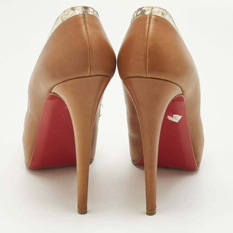 مملوكة مسبقًا Christian Louboutin Brown Leather and Python Asteroid Spike Platform Pumps Size 41