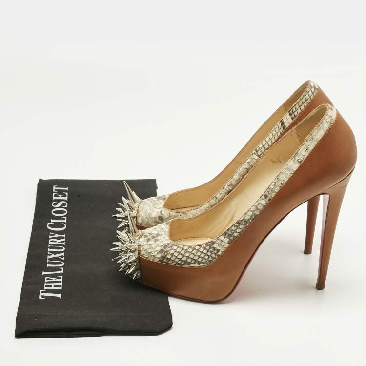 مملوكة مسبقًا Christian Louboutin Brown Leather and Python Asteroid Spike Platform Pumps Size 41