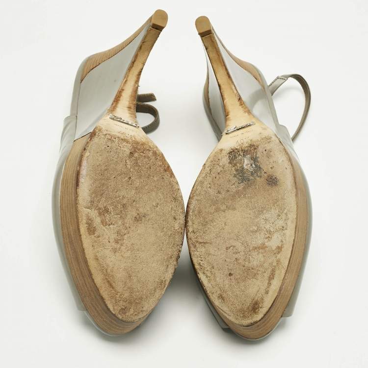 Pre Owned Christian Louboutin Grey Leather Slingback Wedge Pumps Size 40.5