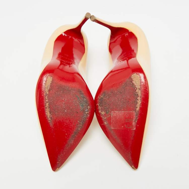 مملوكة مسبقًا Christian Louboutin So Kate Size 35 Beige Patent Leather Pumps