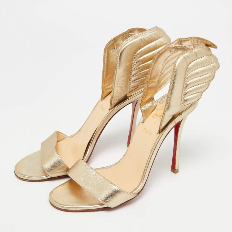 مملوكة مسبقًا Christian Louboutin Samotresse Size 36.5 Metallic Gold Leather Wing Slingback Sandals