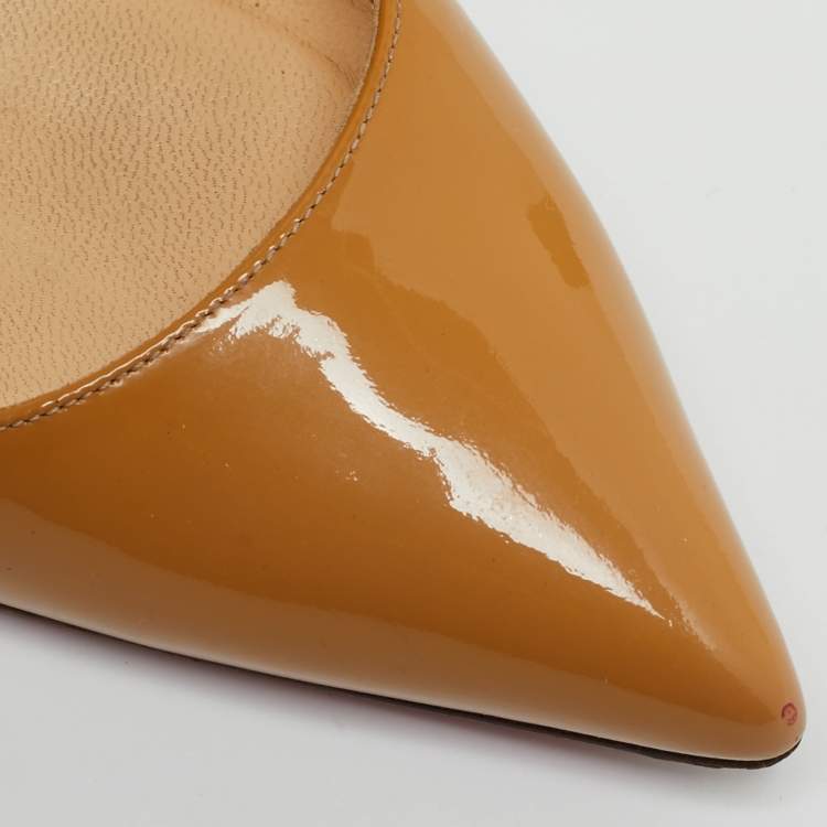 Pre Owned Christian Louboutin So Kate Size 38.5 Beige Patent Leather Pumps
