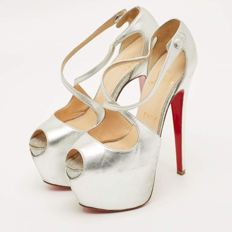 Pre Owned Christian Louboutin Cross Me Size 35 Silver Leather Ankle Strap Sandals