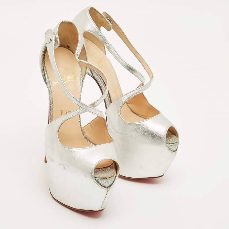 Pre Owned Christian Louboutin Cross Me Size 35 Silver Leather Ankle Strap Sandals