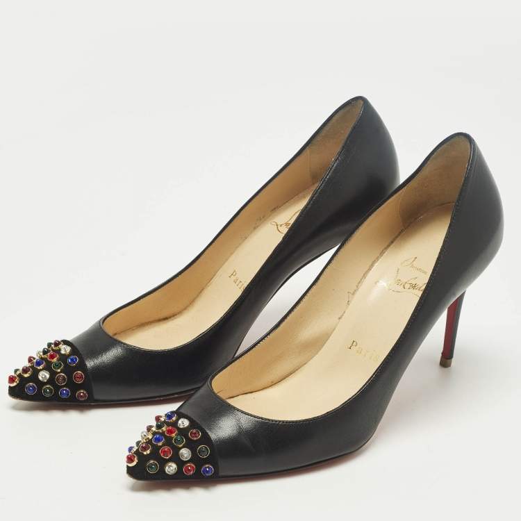 Pre Owned Christian Louboutin Studded Cabo Size 38 Black Leather and Suede Pumps