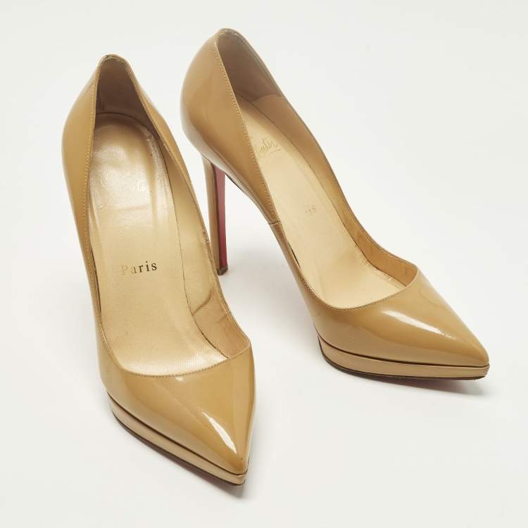 مملوكة مسبقًا Christian Louboutin Pigalle Plato Size 37.5 Beige Patent Leather Pumps