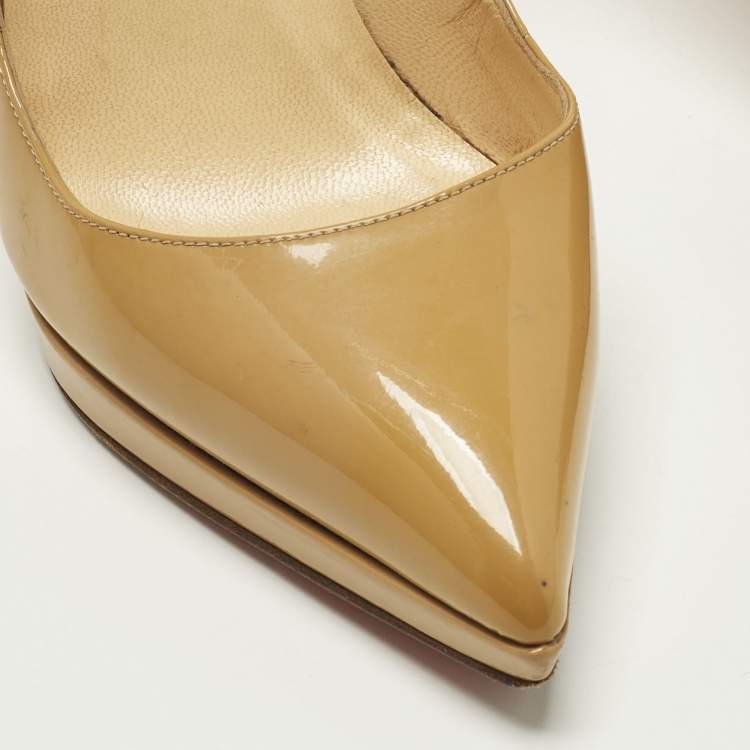 مملوكة مسبقًا Christian Louboutin Pigalle Plato Size 37.5 Beige Patent Leather Pumps