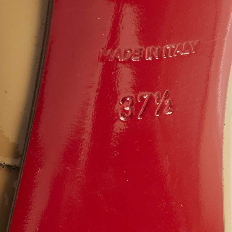 مملوكة مسبقًا Christian Louboutin Pigalle Plato Size 37.5 Beige Patent Leather Pumps