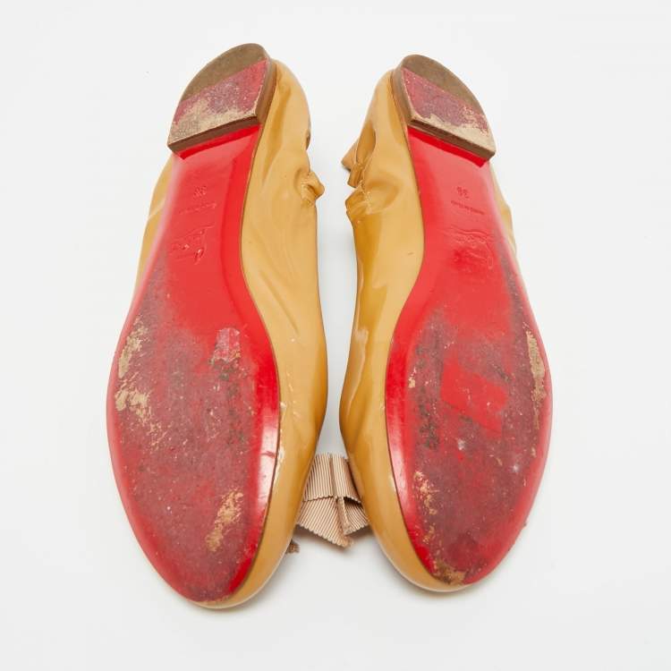 Pre Owned Christian Louboutin Size 38 Beige Patent Leather Ballet Flats