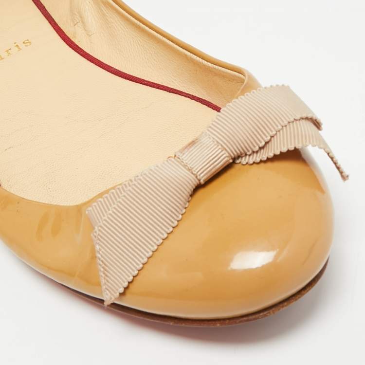 Pre Owned Christian Louboutin Size 38 Beige Patent Leather Ballet Flats
