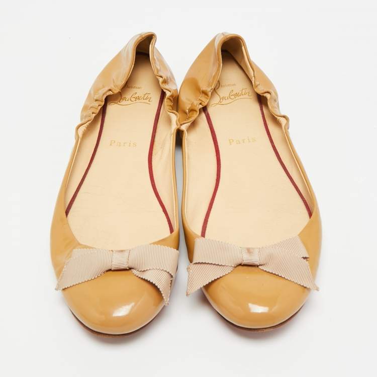 Pre Owned Christian Louboutin Size 38 Beige Patent Leather Ballet Flats
