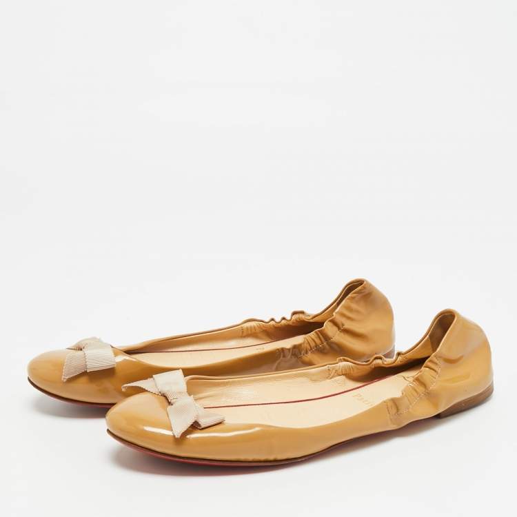 Pre Owned Christian Louboutin Size 38 Beige Patent Leather Ballet Flats