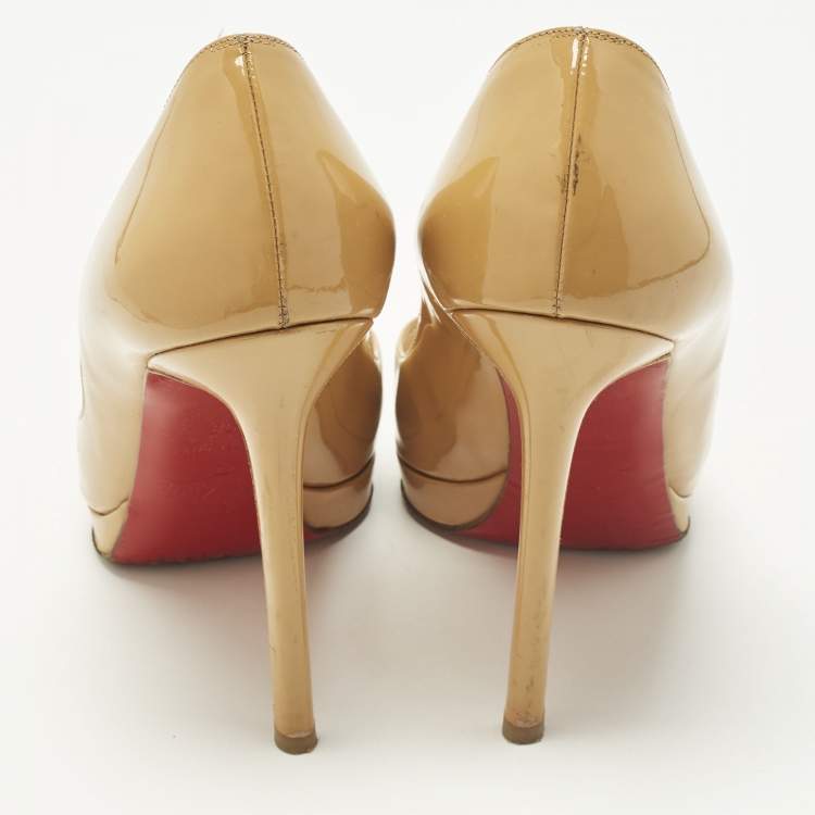 Pre Owned Christian Louboutin Pigalle Plato Size 38 Beige Patent Leather Pumps