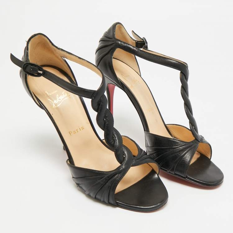 Pre Owned Christian Louboutin Cross Blake Size 40 Black Leather Pumps