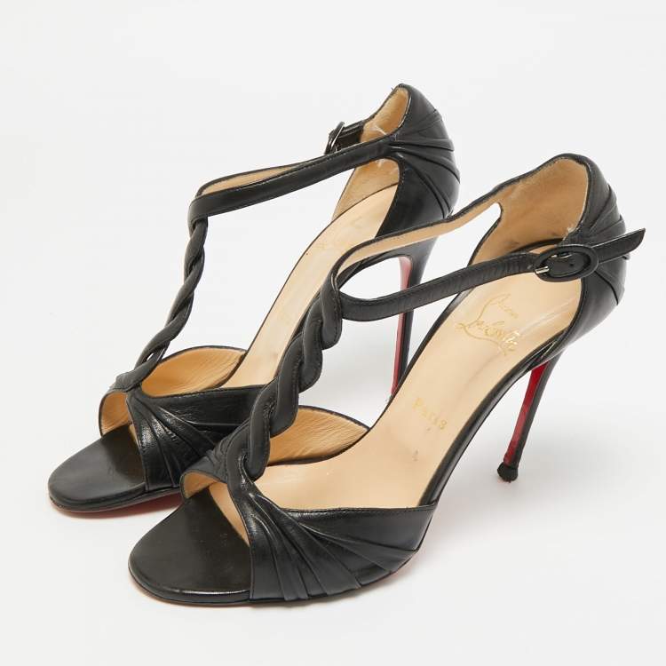 Pre Owned Christian Louboutin Cross Blake Size 40 Black Leather Pumps