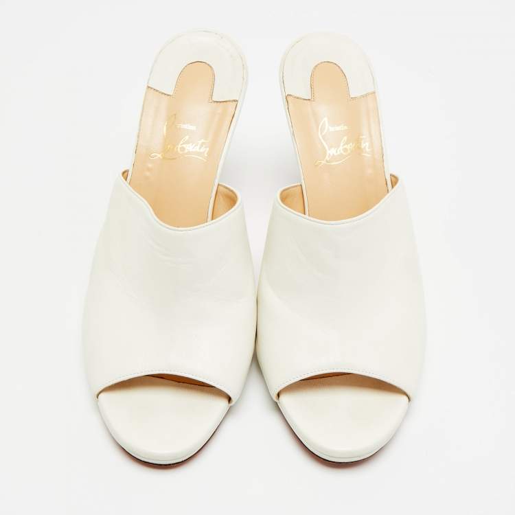 Pre Owned Christian Louboutin Submuline Size 39 White Leather Mules