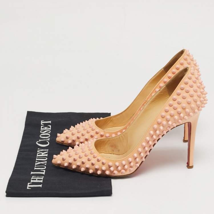 Pre Owned Christian Louboutin Pigalle Spikes Size 39 Cream Patent Leather Pumps
