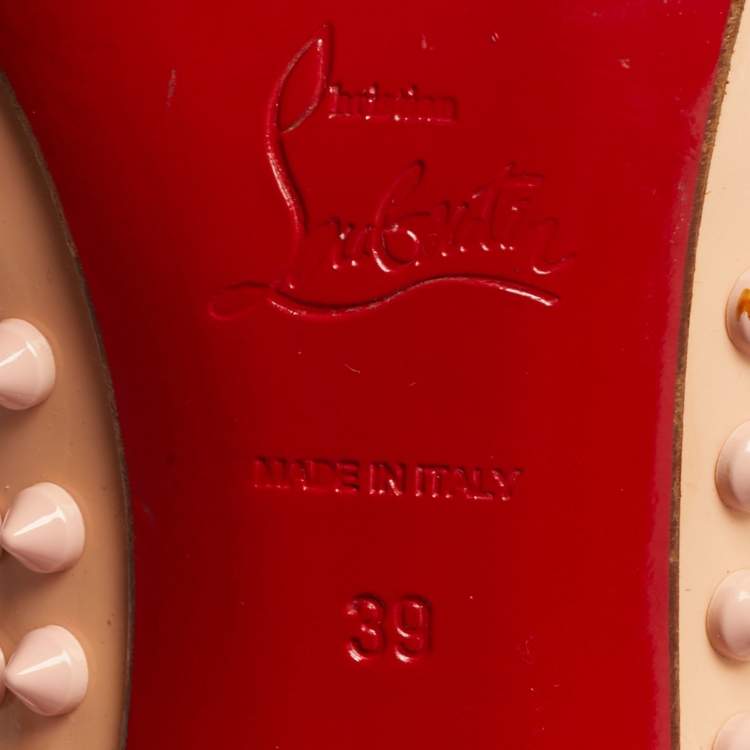 Pre Owned Christian Louboutin Pigalle Spikes Size 39 Cream Patent Leather Pumps