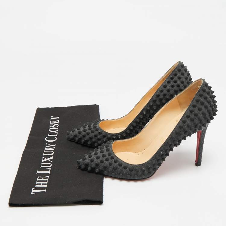 مملوكة مسبقًا Christian Louboutin Pigalle Spikes Size 38 Grey Wool Pumps