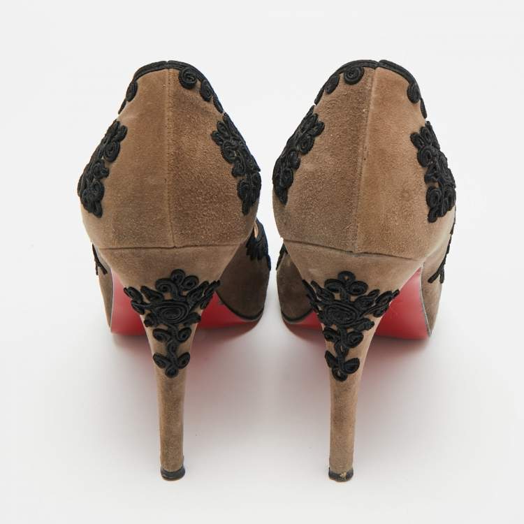 Pre Owned Christian Louboutin Very Prive Size 39 Grey/Black Suede and Lace Embroidered Peep Toe Pumps