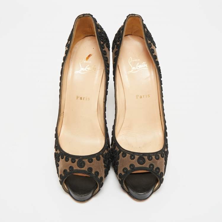 Pre Owned Christian Louboutin Very Prive Size 39 Grey/Black Suede and Lace Embroidered Peep Toe Pumps