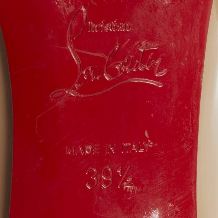 مملوكة مسبقًا Christian Louboutin Pigalle Size 39.5 Beige Patent Leather Pumps