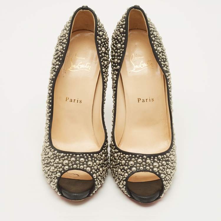 Pre Owned Christian Louboutin Studded Accents Size 39.5 Black/Silver Leather Peep Toe Pumps