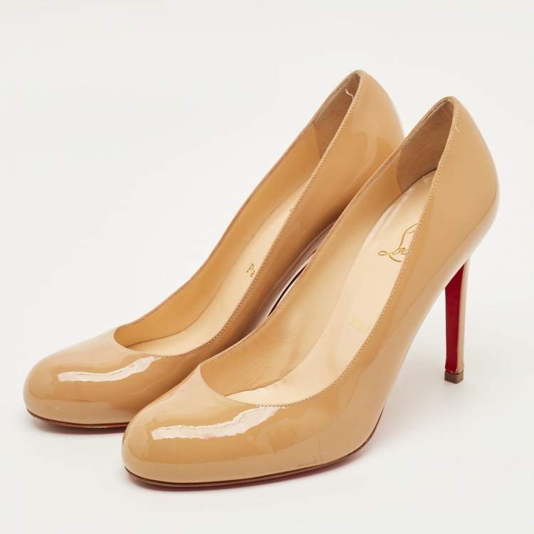 Pre Owned Christian Louboutin Simple Size 38 Beige Patent Leather Pumps