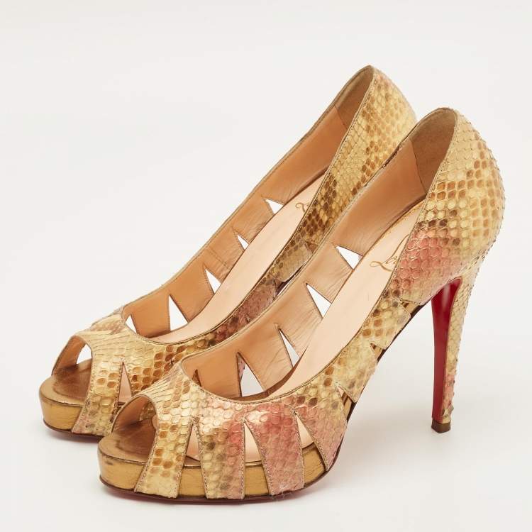 مملوكة مسبقًا Christian Louboutin Size 39.5 Metallic Python Leather Cutout Peep Toe Pumps