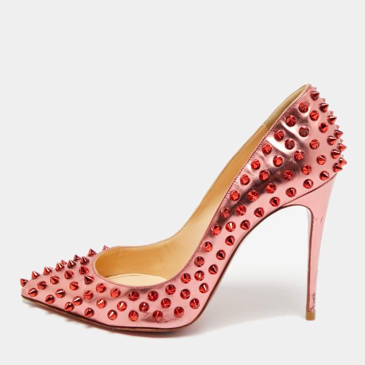 مملوكة مسبقًا Christian Louboutin Pigalle Spikes Size 39 Metallic Red Patent Leather Pumps
