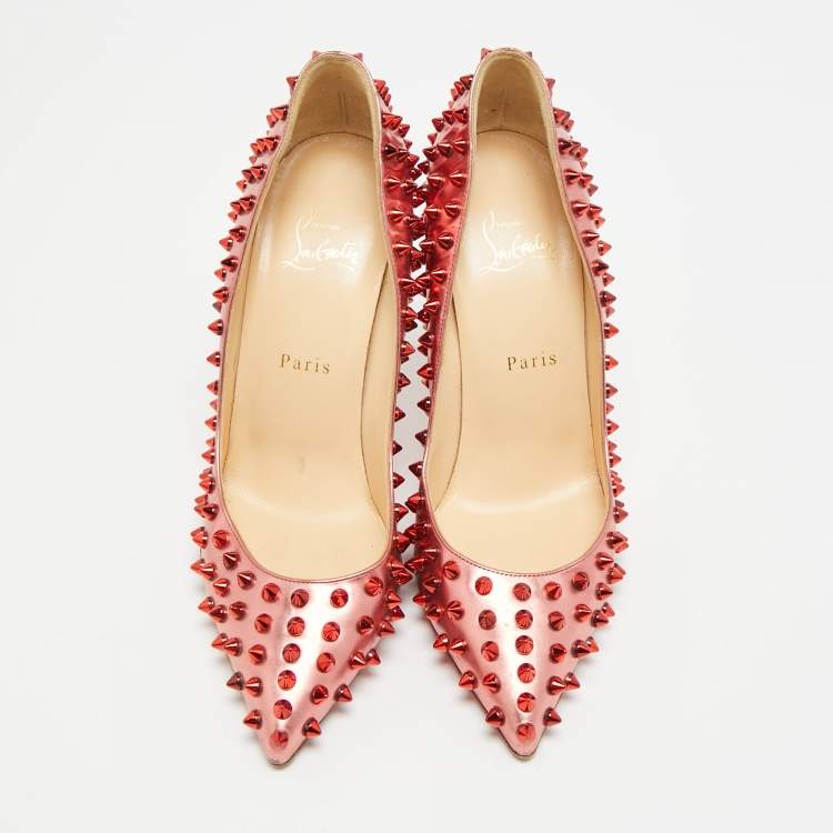 مملوكة مسبقًا Christian Louboutin Pigalle Spikes Size 39 Metallic Red Patent Leather Pumps