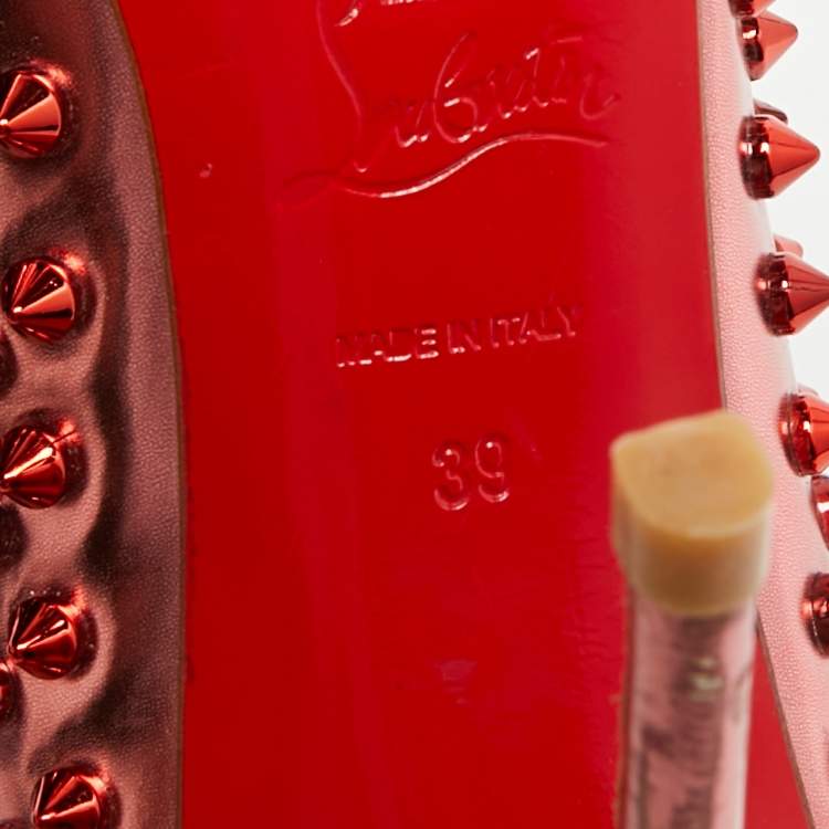 مملوكة مسبقًا Christian Louboutin Pigalle Spikes Size 39 Metallic Red Patent Leather Pumps