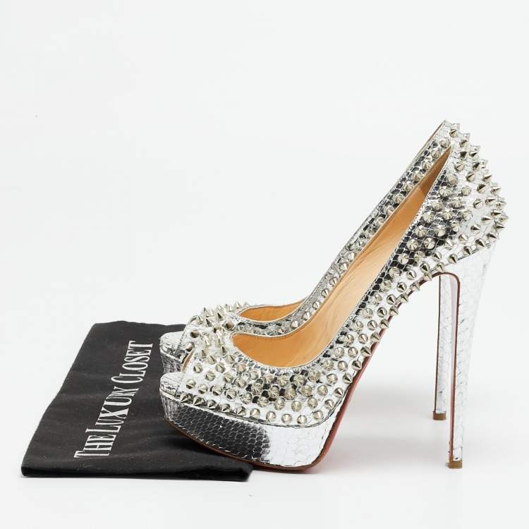 مملوكة مسبقًا Christian Louboutin Lady Peep Spikes Size 39.5 Silver Python Leather Platform Pumps