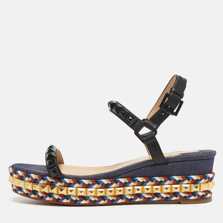 مملوكة مسبقًا Christian Louboutin Pyraclou Size 38 Black/Blue Denim and Leather Platform Sandals
