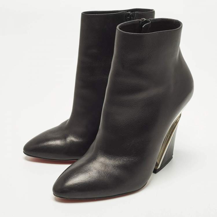 Pre Owned Christian Louboutin Levitibootie Size 39.5 Black Leather Ankle Boots