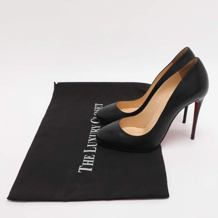 Pre Owned Christian Louboutin Simple Size 37 Black Leather Pumps
