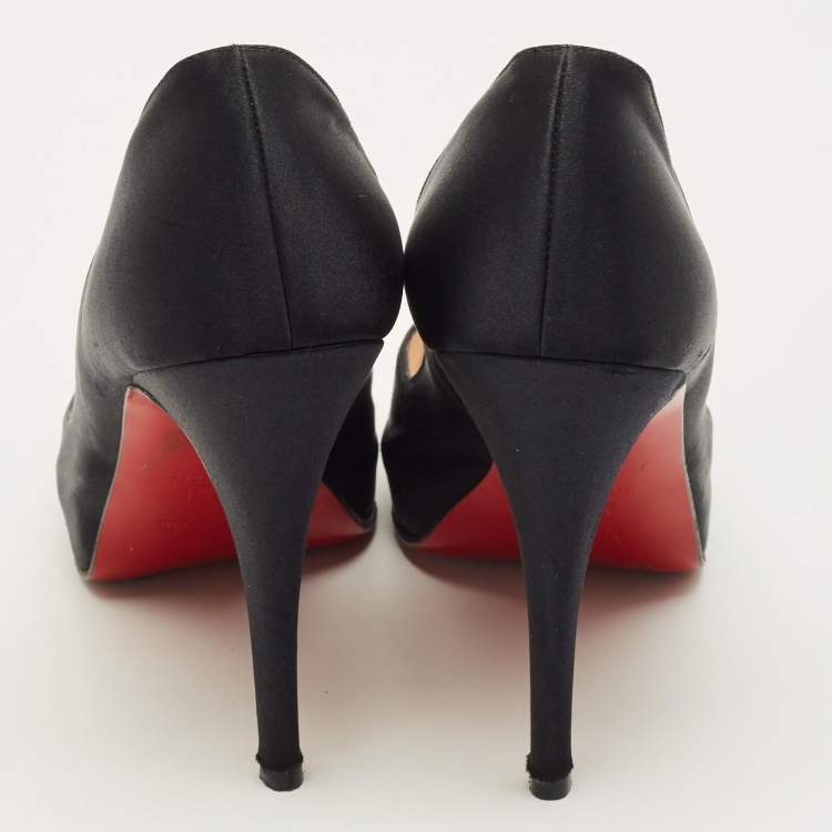 Pre Owned Christian Louboutin Very Prive Size 39.5 Black Satin Peep Toe Pumps