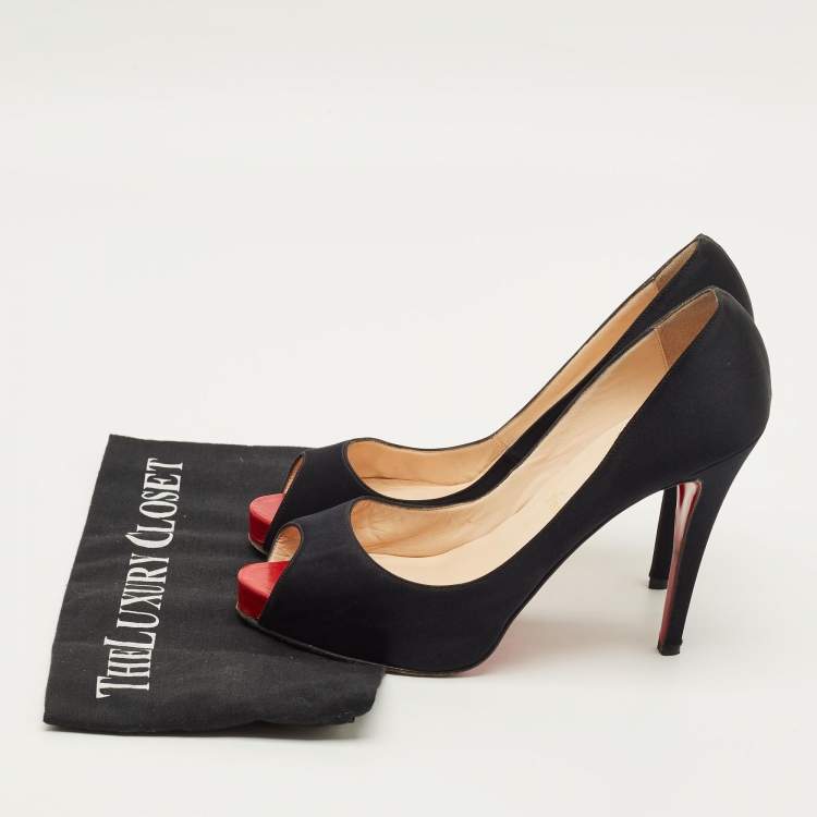 Pre Owned Christian Louboutin Very Prive Size 39.5 Black Satin Peep Toe Pumps
