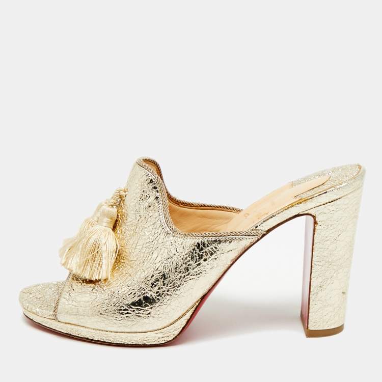 مملوكة مسبقًا Christian Louboutin De Vienne Size 38.5 Gold Foil Leather Mules