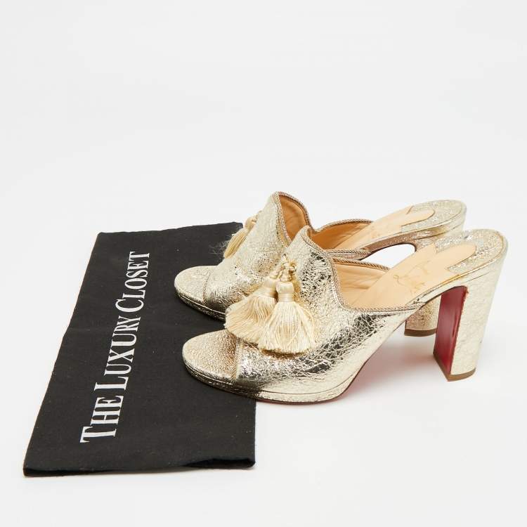 مملوكة مسبقًا Christian Louboutin De Vienne Size 38.5 Gold Foil Leather Mules