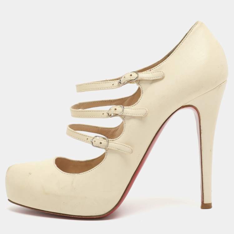 مملوكة مسبقًا Christian Louboutin Size 37.5 Cream Leather Strappy Pumps