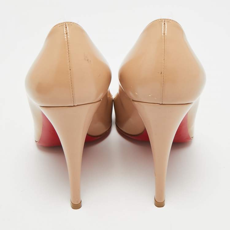 Pre Owned Christian Louboutin Simple Size 38.5 Beige Leather Pumps