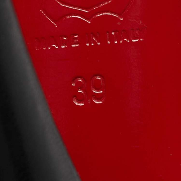 Pre Owned Christian Louboutin Black Leather Feticha Platform Round Toe Pumps Size 39