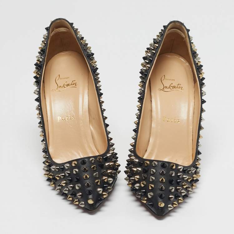 مملوكة مسبقًا Christian Louboutin Pigalle Spikes Size 39 Black Leather Pumps