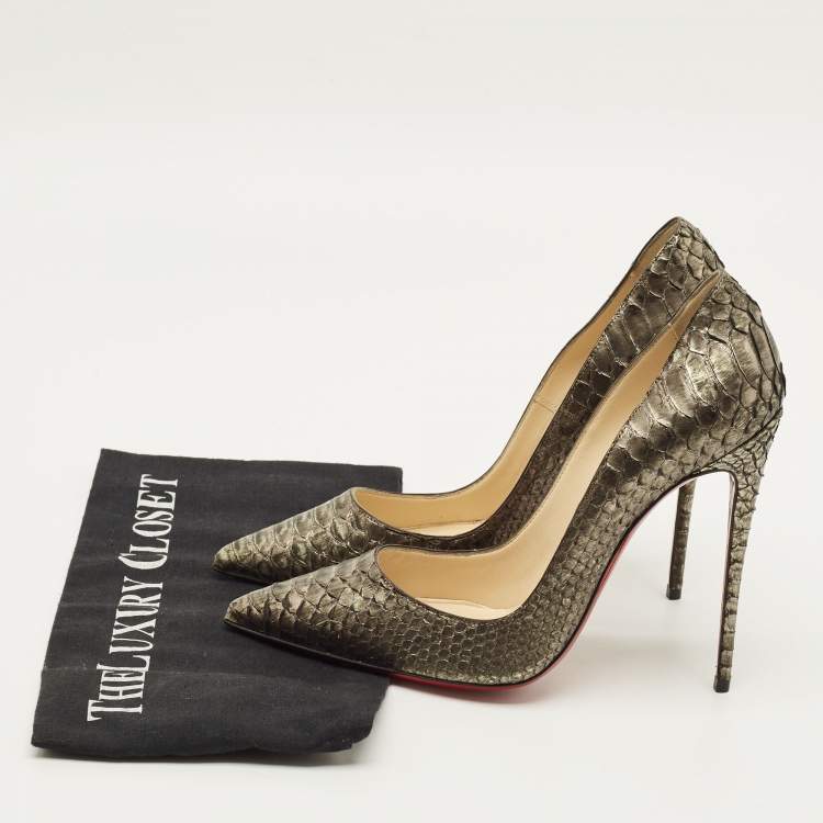مملوكة مسبقًا Christian Louboutin Decollete Size 39 Metallic Bronze Python Leather Pumps