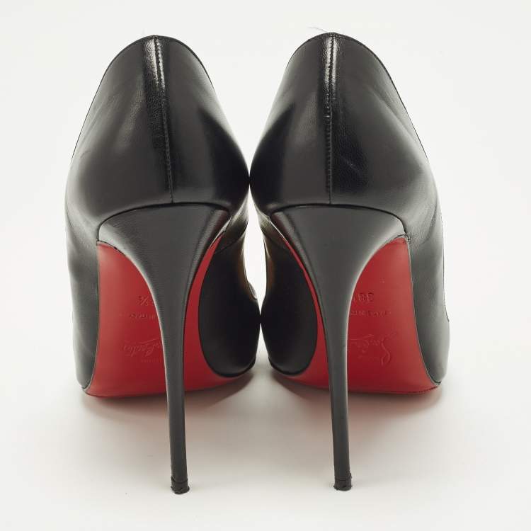 Pre Owned Christian Louboutin Cabo Size 38.5 Black Leather Pumps