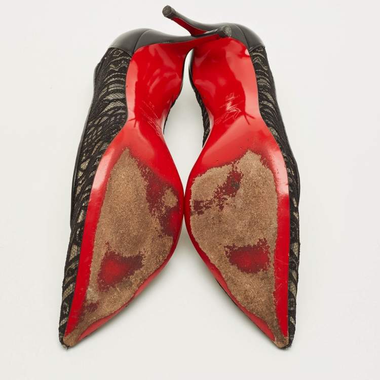 مملوكة مسبقًا Christian Louboutin Saramor Size 38 Black Lace and Leather Pumps