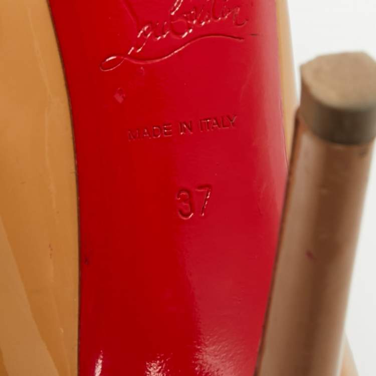 Pre Owned حذاء كعب عالي كريستيان لوبوتان نيو سيمبل جلد بيج لامع مقاس 39.5